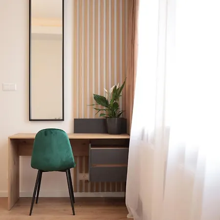 Daire Beautiful And Stylish 2 Bedroom In The Center And In The Pedestrian Zone *