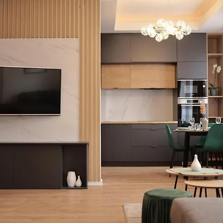 Daire Beautiful And Stylish 2 Bedroom In The Center And In The Pedestrian Zone *