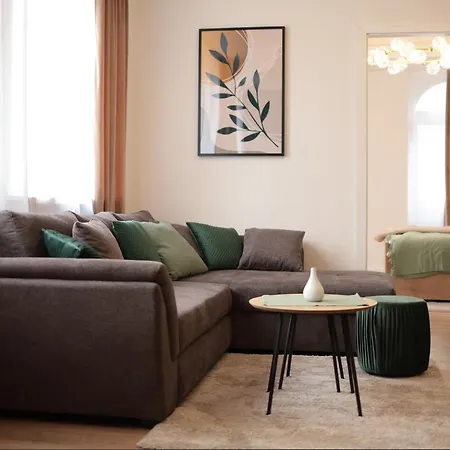 Beautiful And Stylish 2 Bedroom In The Center And In The Pedestrian Zone * Bratislava